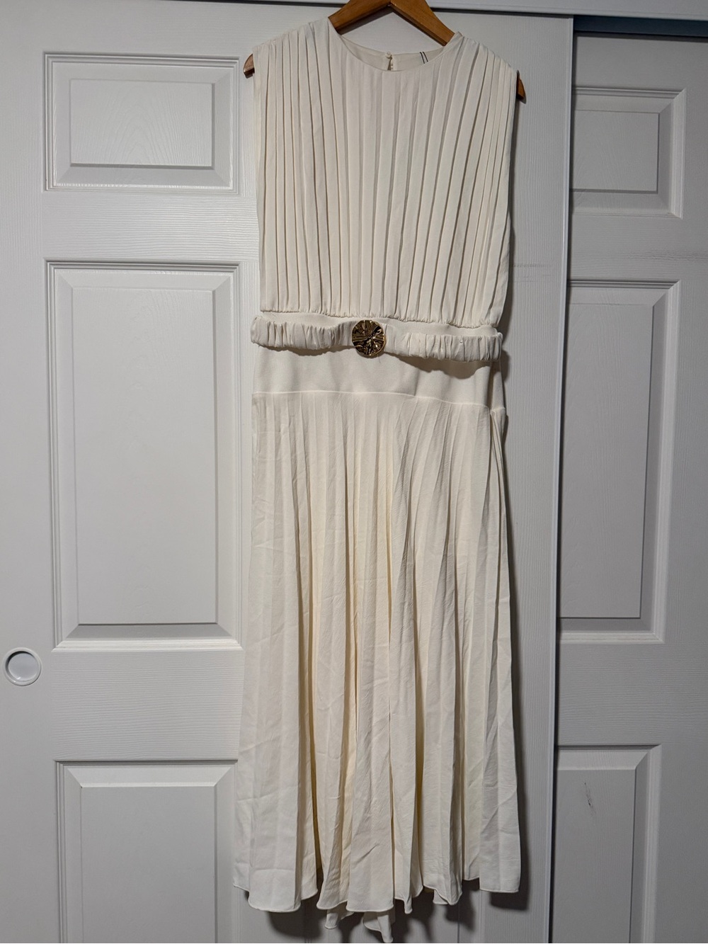 Zara Pleated Maxi Dress Ecru Gold Belt Minimalist Plisse Chic Quiet Luxury